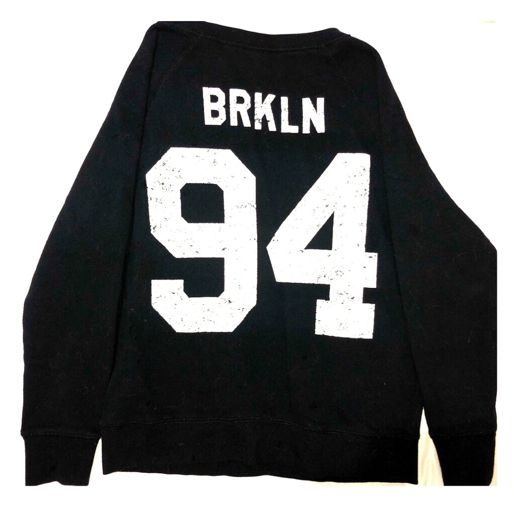 Brooklyn fitted sweatshirt